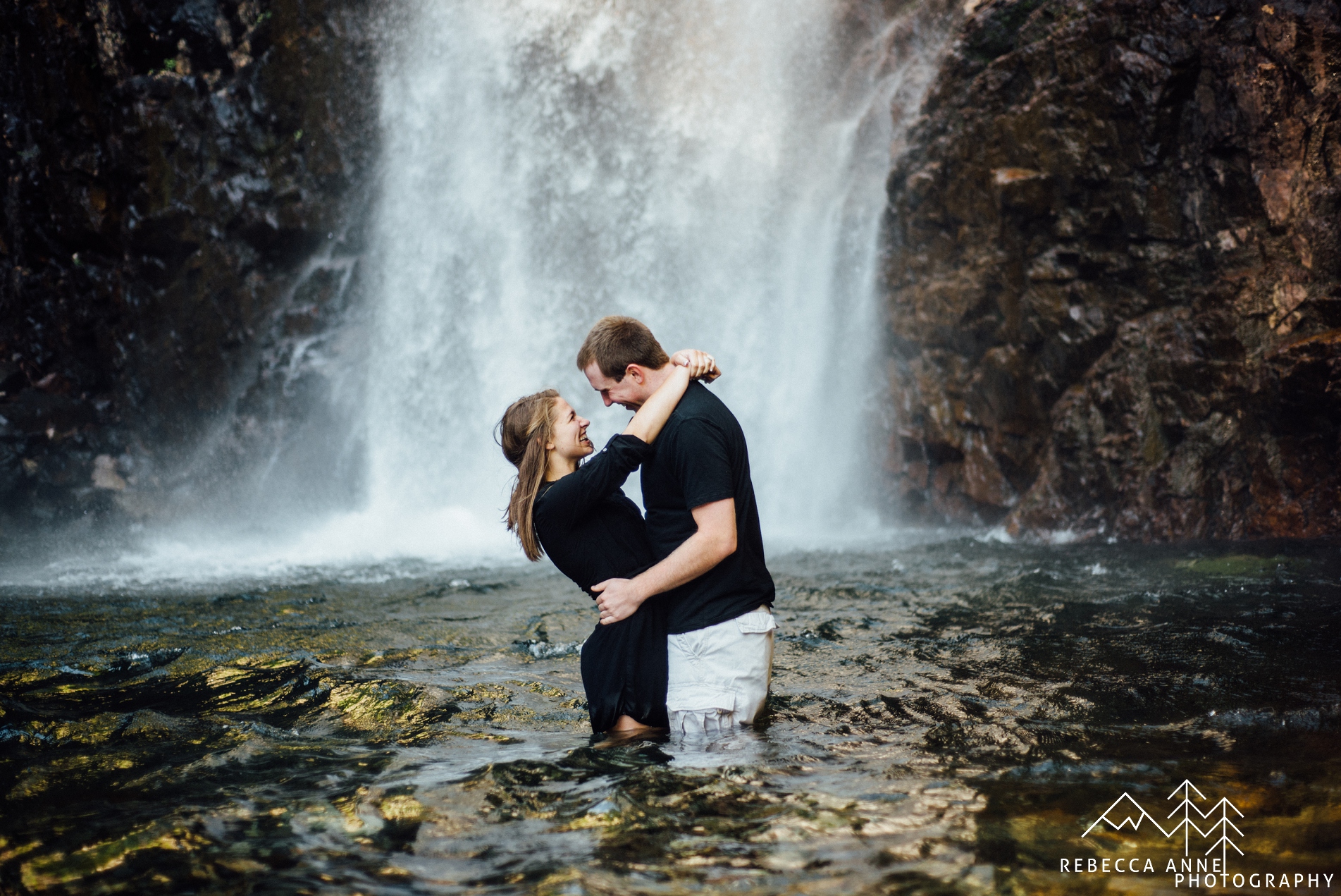 Franklin Falls Engagement // Courteney & Ross Tacoma Seattle Wedding Photographer 27