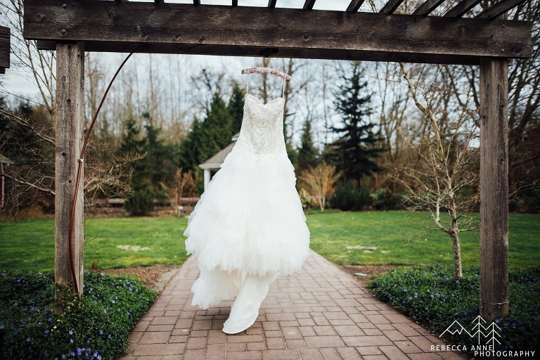 Pickering Barn Wedding Chelsey Josh Tacoma Seattle Wedding