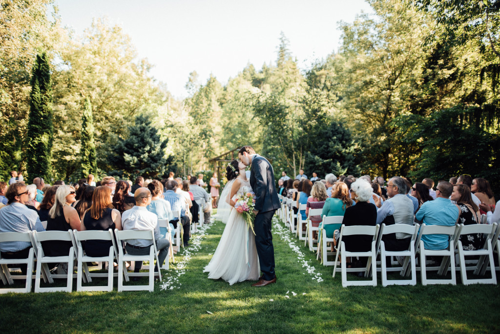 Jardin Del Sol  is one of the beautiful outdoor wedding venues in Washington state.