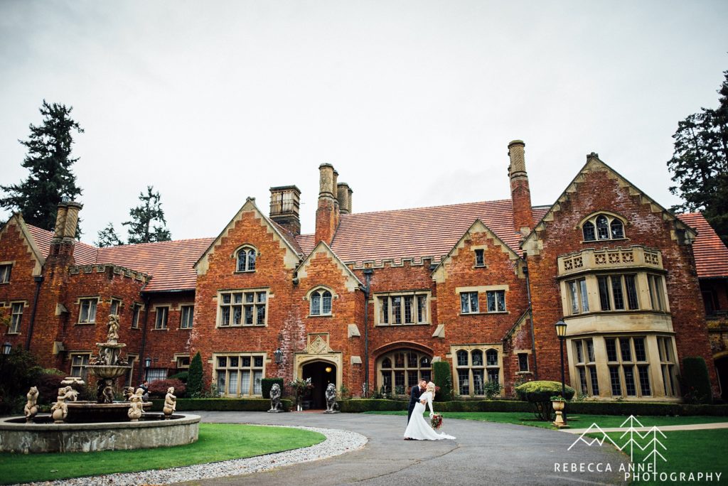 Thornewood Castle a Winter Wedding Venue in Washington photographed by local Seattle Wedding Photographer, Rebecca Anne Photography.
