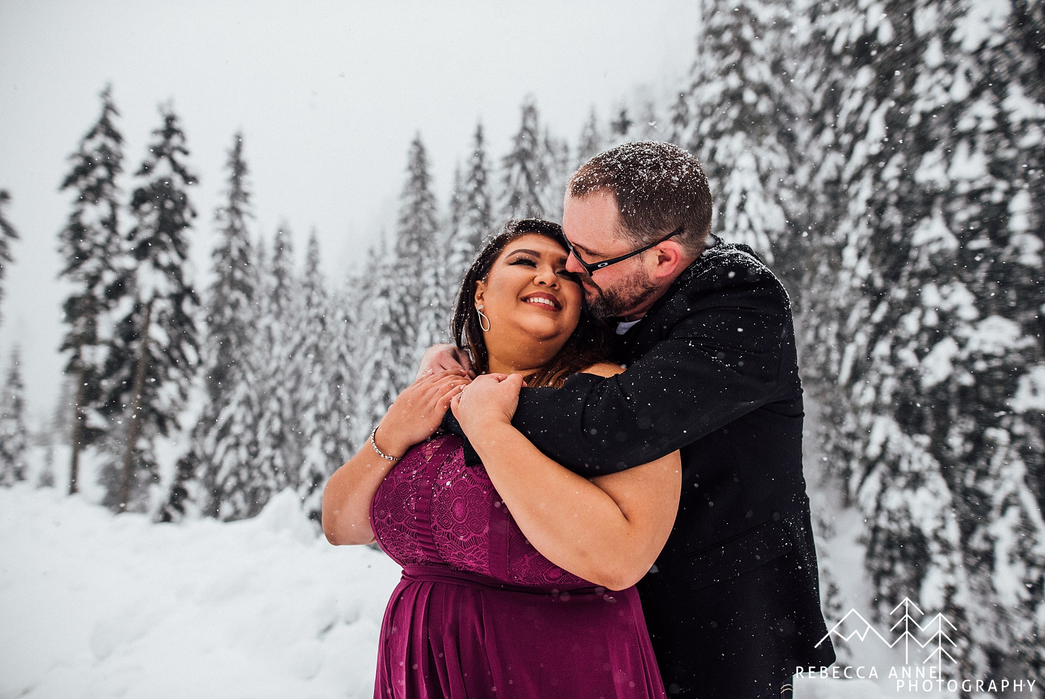 Snowy Rattlesnake Lake Engagement,Snoqualmie Pass Engagement,Snowy Engagemetn Session,Tacoma Engagement Photographer,Tacoma Engagement Photography,Seattle Engagement Photographer,Seattle Engagement Photography,Washington Engagement Photographer,Pacific Northwest Engagement Photographer,Seattle Engagement Photos,Tacoma Engagement Photos,