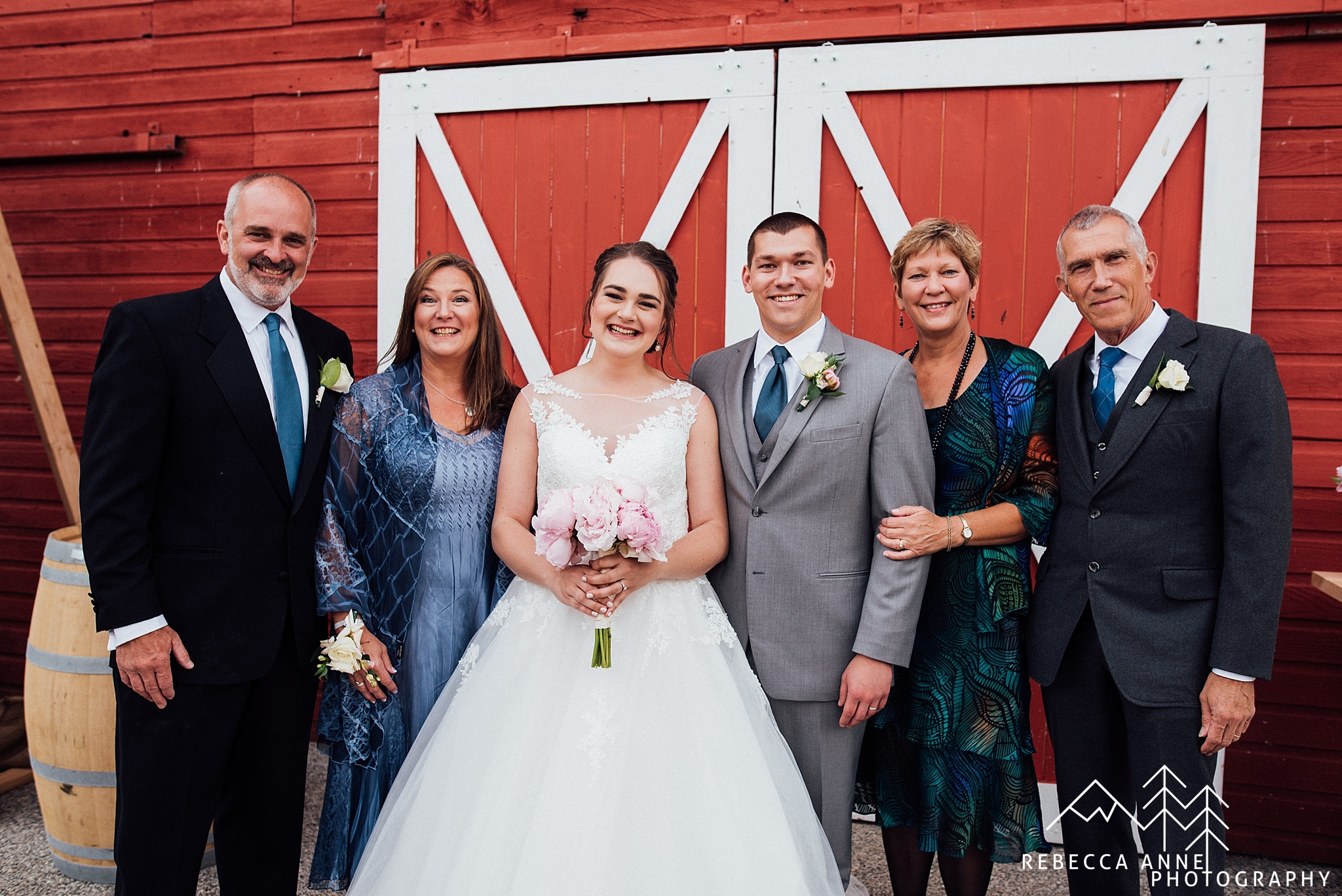 MarionField Farm Wedding,Arlington Wedding photographer,Seattle Wedding Photographer,Seattle Wedding Photography,Washington Wedding Photographer,PNW Wedding Photographer,Tacoma Wedding Photographer,