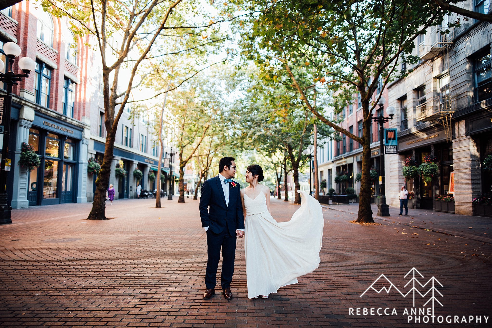 Downtown Seattle Courthouse Elopement,Downtown Seattle Elopement,Courthouse Wedding Photos,Downtown Seattle Wedding Photos,Seattle Wedding Photographer,Seattle Elopement Photographer,Seattle Wedding Photography,Seattle Elopement Photography,